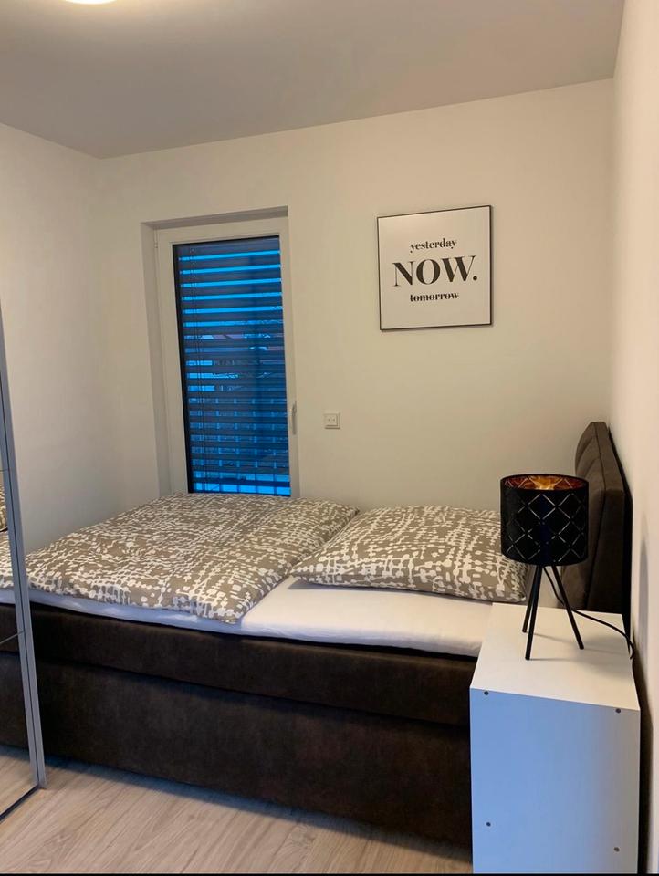 Thumbnail-Vollmöblierte 1-Zimmer-Wohnung mit Dachterrasse