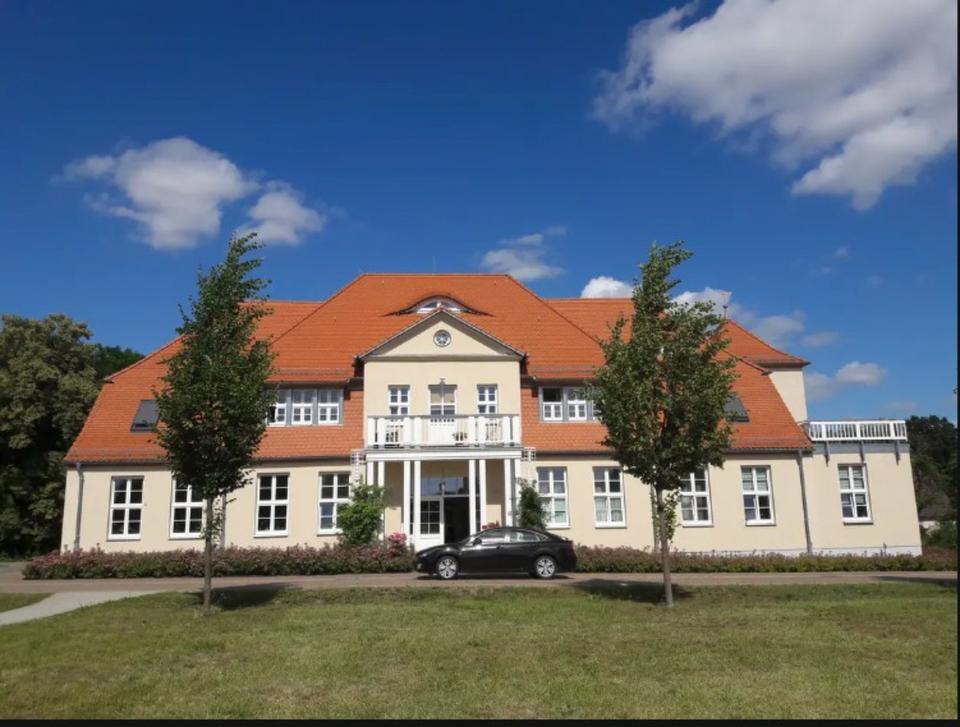 Thumbnail-barrierefreies Wohnen im Gutshaus Ludwigsburg UM Mietwohnung