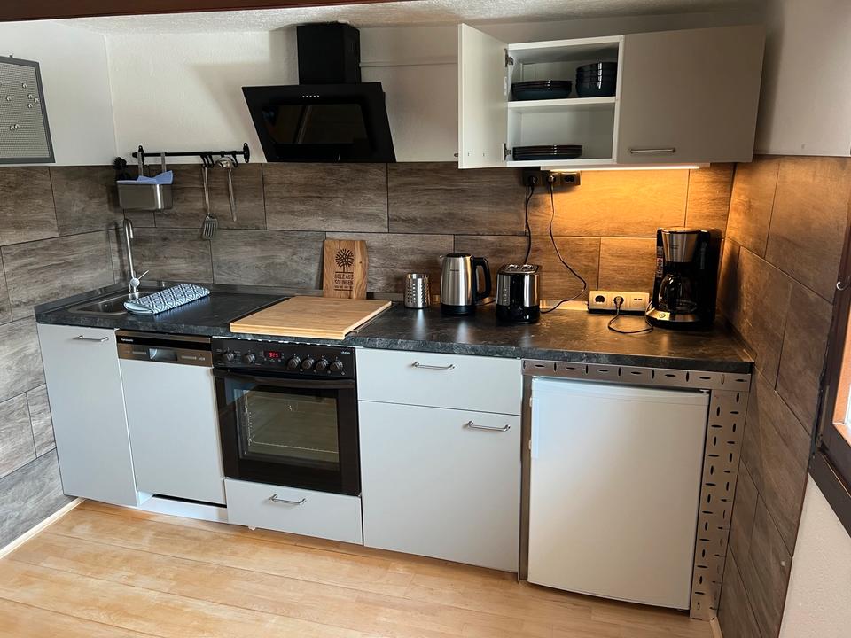 Thumbnail-Sofort einziehen - voll möblierte 3-Zi-Wg. im Fachwerkhaus ruhig