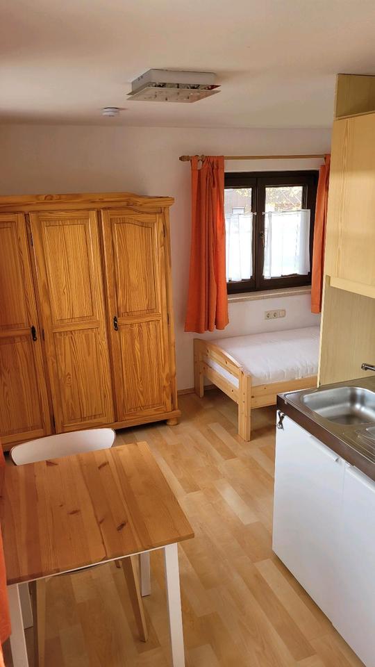 Thumbnail-Möbliertes Apartment