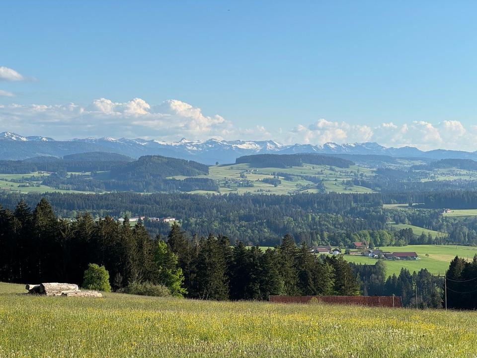 Thumbnail-Ferienwohnung in Scheidegg mit Blick auf die Voralpen im Allgäu