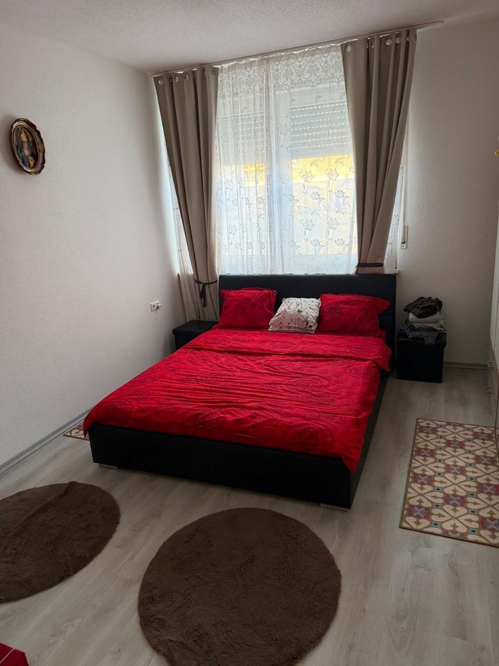 Thumbnail-Möblierte 2-Zimmer-Wohnung, 63 m², EG, Balkon – Singen