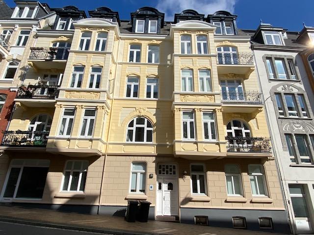 Thumbnail-4,0-Zimmer-Wohnung, Toosbüystraße 10, 3.OG re. ! Bitte bewerben Sie sich online !