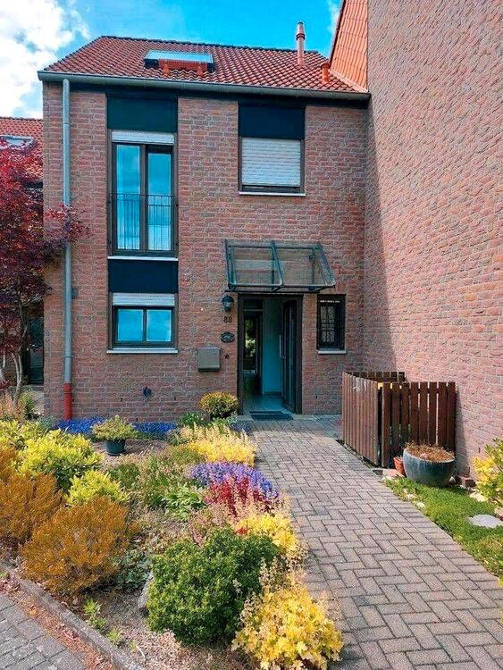 Thumbnail-Von Privat: Reihenhaus in Köln Rondorf