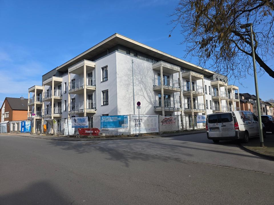 Thumbnail-Erstbezug mit Balkon: Helle 2 Zimmer Wohnung im Staffelgeschoss