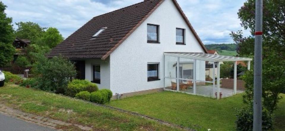 Thumbnail-Freistehendes Einfamilienhaus mit ansprechendem Grundstück