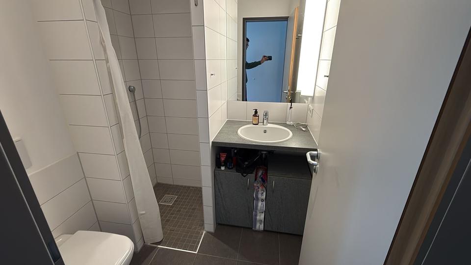 Thumbnail-nur für Studenten: Helles 12qm Zimmer in 2er WG im Univiertel