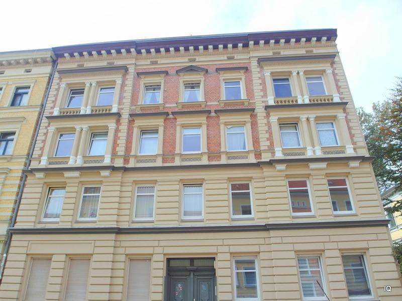 Thumbnail-Ab Juni 2026: Kleine Singlewohnung mit Balkon (Hofseite), separater Küche, Laminatboden & Badewanne