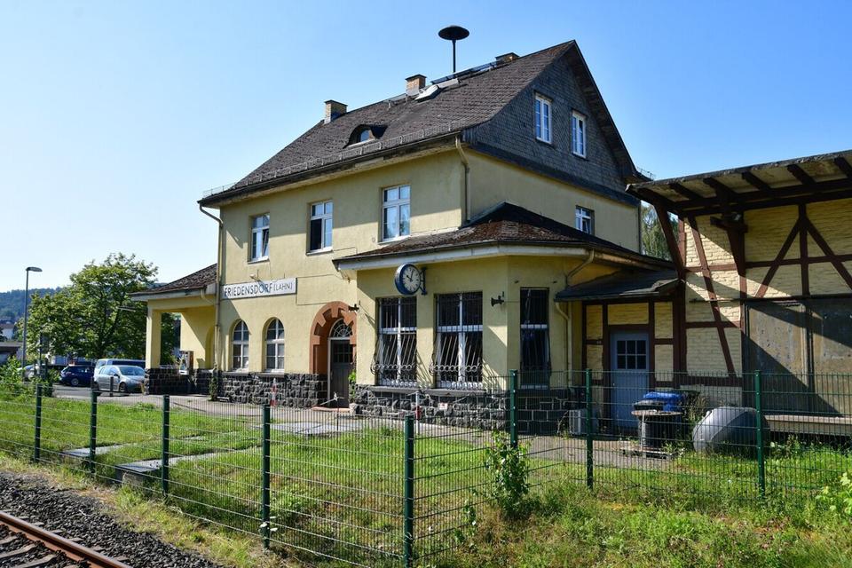 Thumbnail-Lagerfläche zu vermieten, zentral und direkt am Bahnhof Friedensdorf, direkt vom Eigentümer!