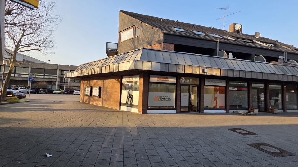Thumbnail-Kernsanierte 3-Zimmer-Wohnung mit großer Dachterrasse im Zentrum