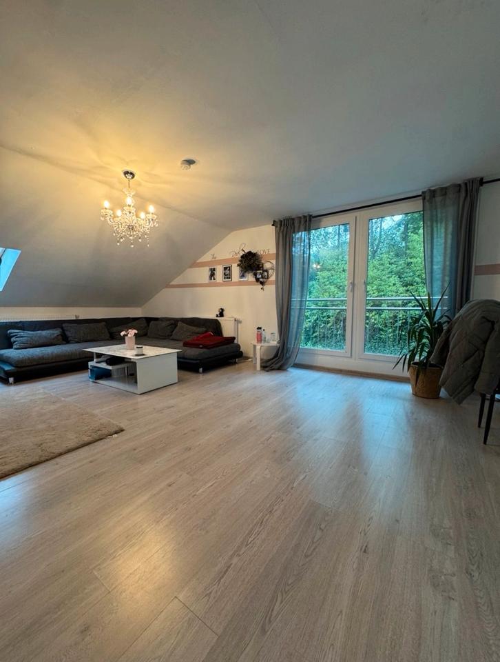 Thumbnail-Gepflegte große 2-Zimmer-Wohnung mit großzügigem Wohnkomfort