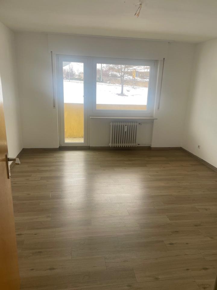 Thumbnail-Lichtdurchflutete 3 Zimmer Wohnung mit Balkon in Furtwangen