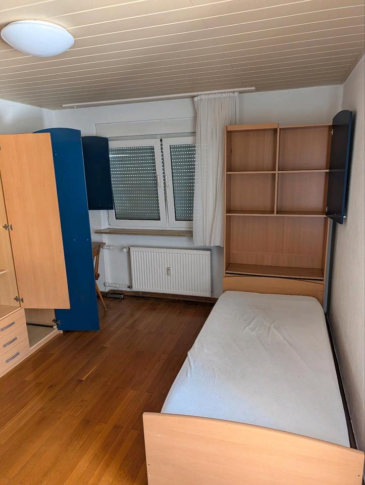 Thumbnail-1-Zimmer Studentenapartment
