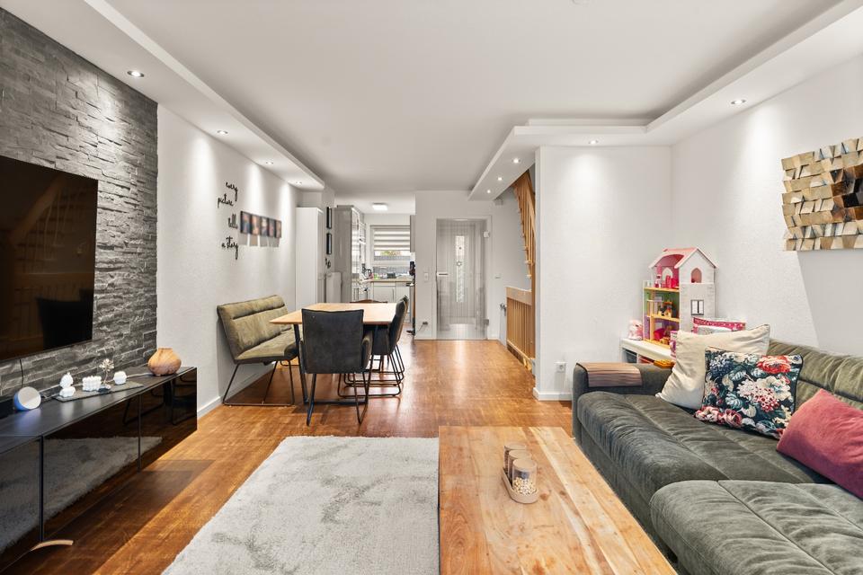 Thumbnail-Gepflegtes Reihenmittelhaus in exzellenter Lage von privat