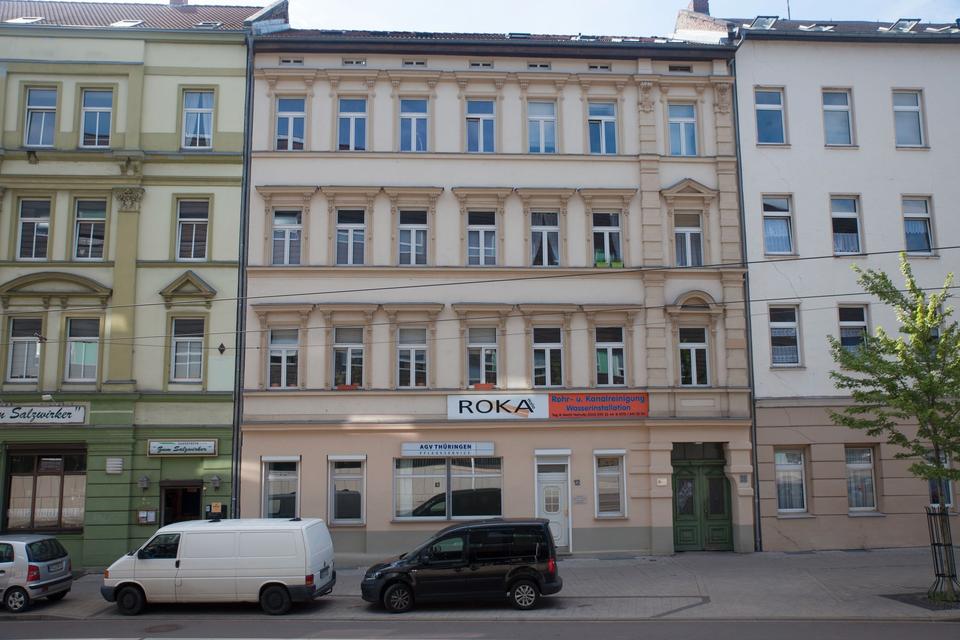 Thumbnail-++großzügige 2-Raum-Dachgeschoss-Wohnung direkt am Markt++