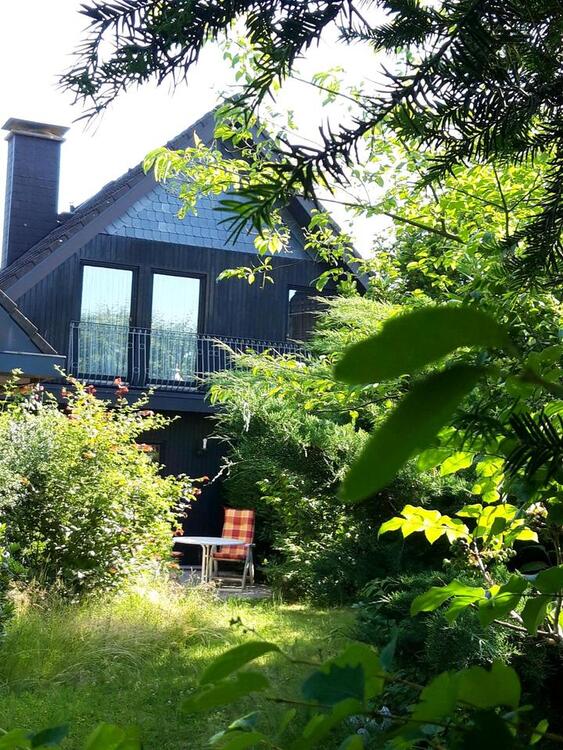 Thumbnail-Einzelzimmer Studierenden- WG-Zimmer (1-3 Pers.)