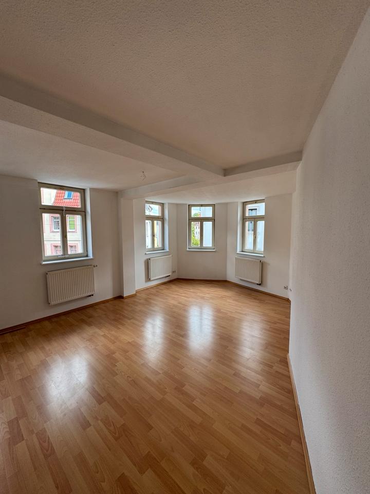 Thumbnail-Wunderschöne 2-Zimmer-Altbauwohnung im Herzen von Altenburg – jetzt mit exklusiver Mietfrei-Aktion!