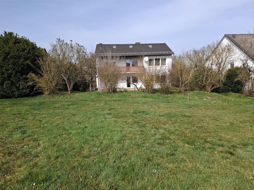 Thumbnail-Freistehendes Einfamilienhaus mit Potential