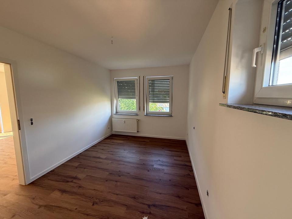 Thumbnail-Helle renovierte 2-Zimmer Wohnung mit Balkon in Kelsterbach