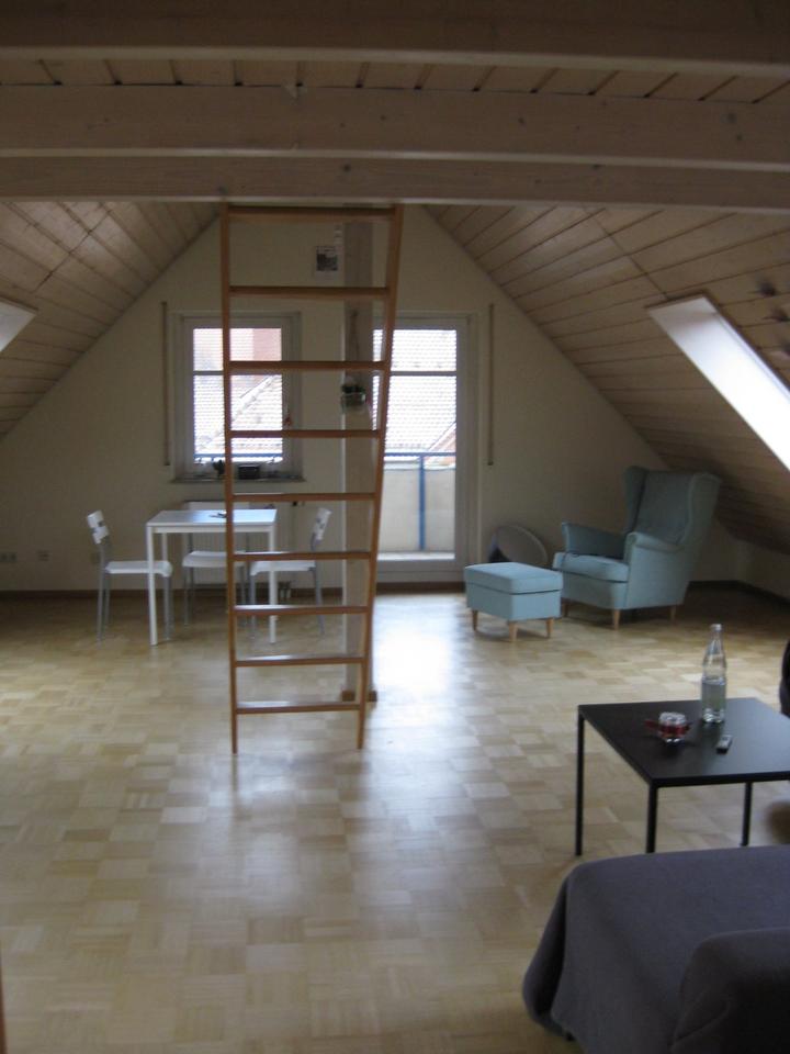 Thumbnail-Attraktive Dachstudio-Wohnung 1,5 Zi.