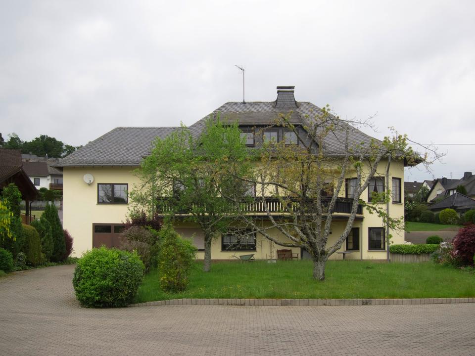 Thumbnail-Großzügiges Einfamilienhaus mit mögl. Einliegerwohnung