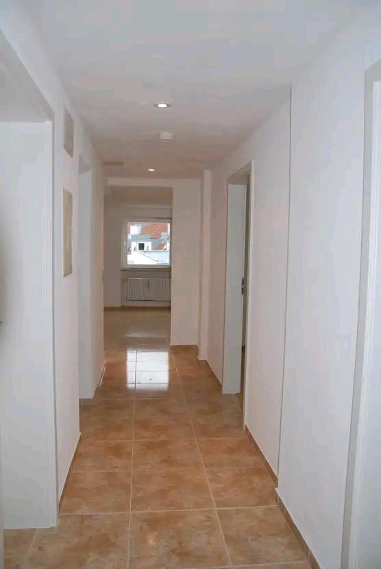 Thumbnail-Schöne,sanierte 3,5 Zimmer -DG-Wohnung mit gehobener Innenaustatt