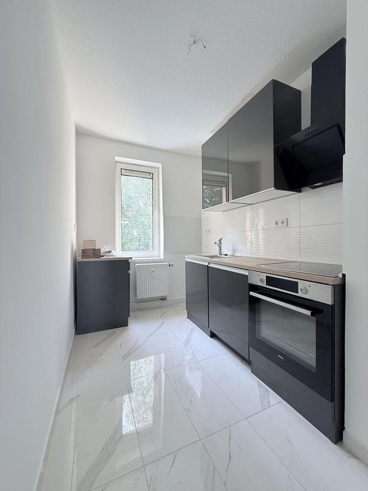 Thumbnail-Helle und moderne 2 Zi. Whg 47Qm Küche Keller