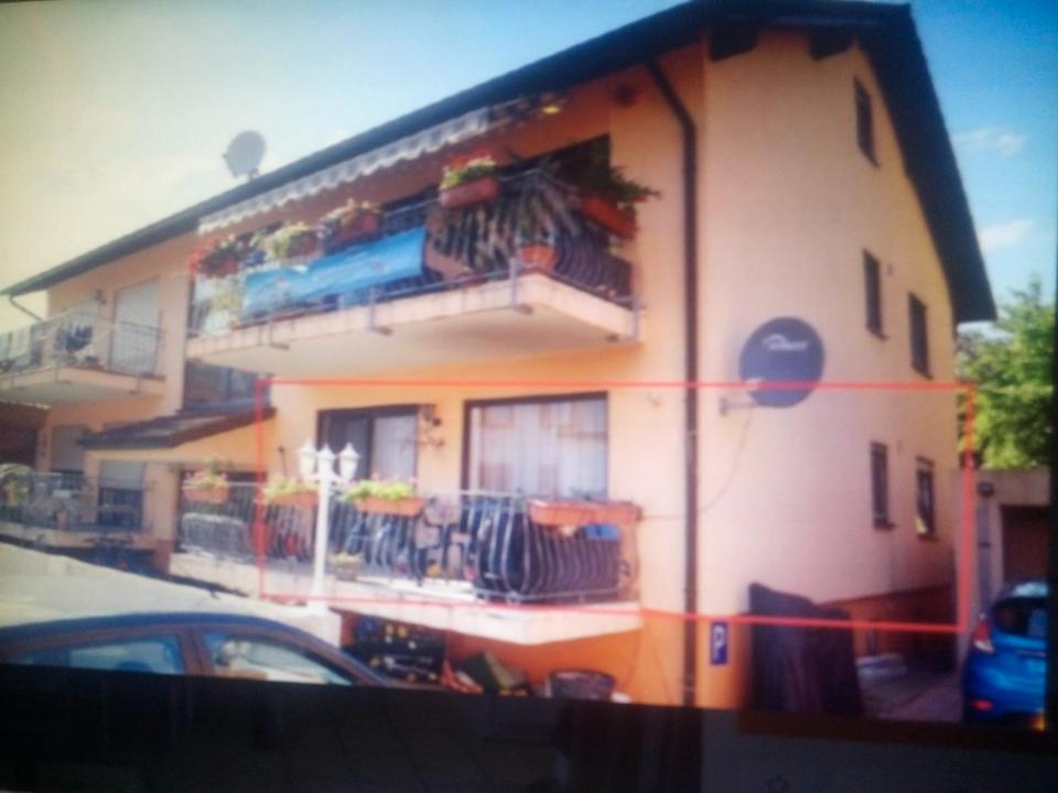 Thumbnail-Vermietung einer drei-Zimmer-Küche Bad Wohnung in ruhige Lage