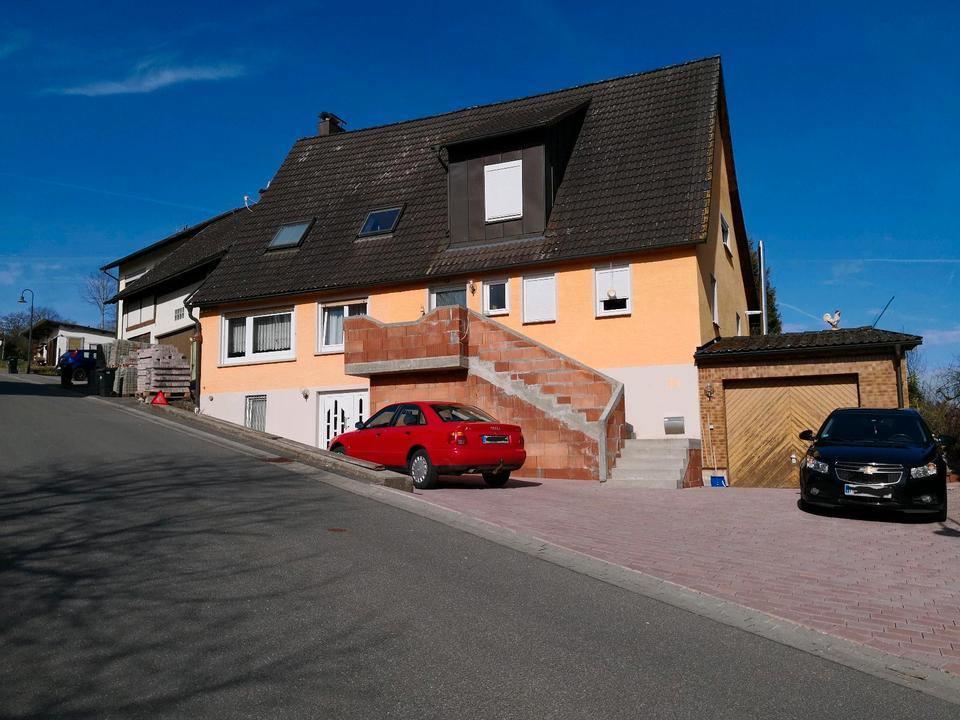 Thumbnail-Großzügiges Zweifamilienhaus mit 8 Zimmern und viel Potenzial