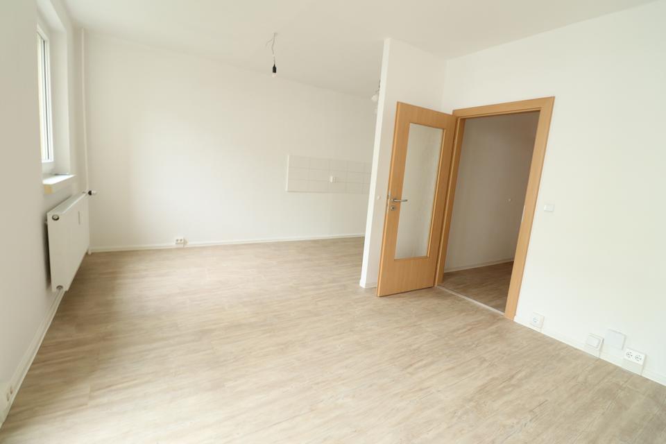 Thumbnail-Helle 3-Raumwohnung mit Wanne und Balkon