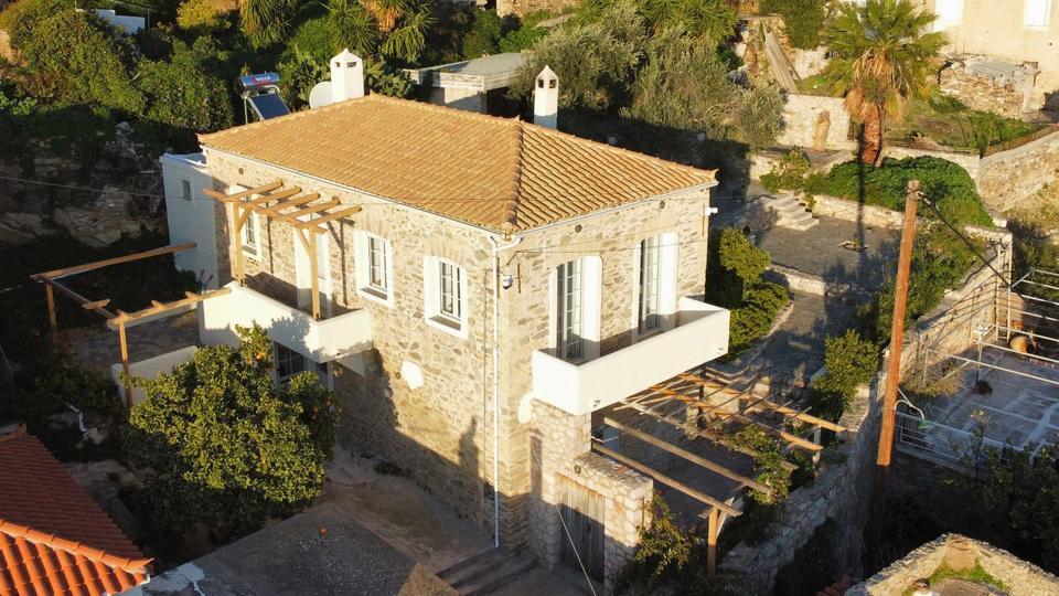 Thumbnail-Peloponnes Süd: Villa mit Meerblick, komplettes EG mit Terrasse