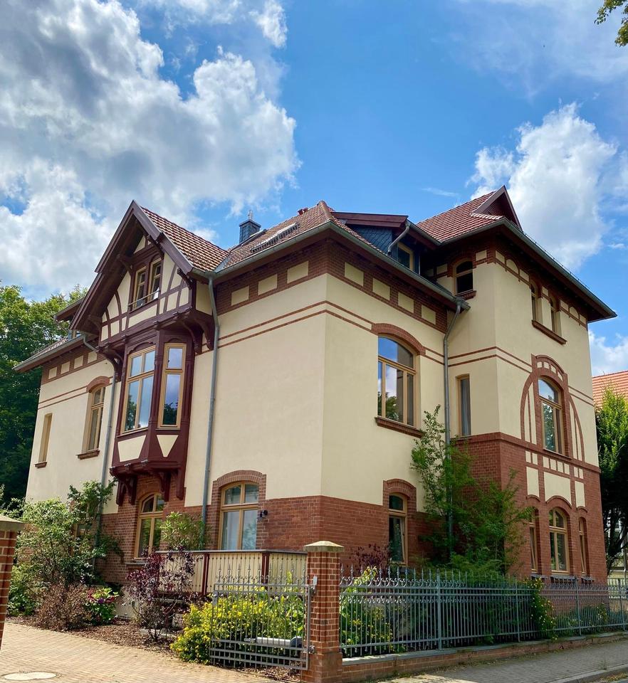 Thumbnail-Wunderschöne 2 Zimmer Altbauwohnung in Schwerin zu vermieten!