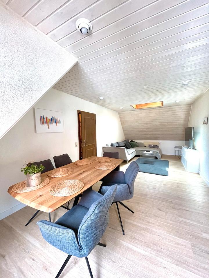 Thumbnail-Ruhige Maisonetten Wohnung in Leonberg zu vermieten