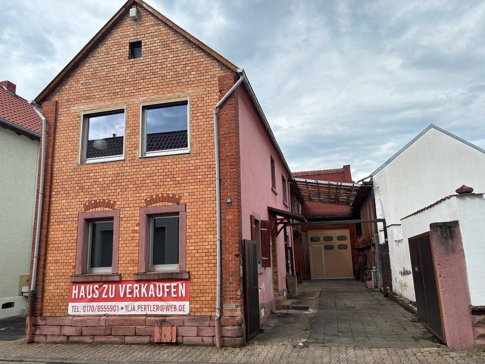 Thumbnail-Haus in Waldsee mit großer Scheune, Ausbaufähiges Anwesen