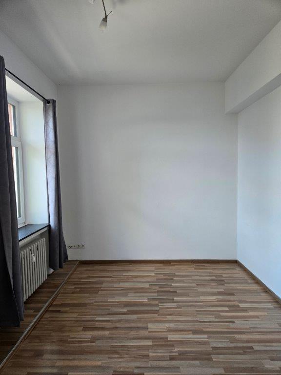 Thumbnail-Gemütliche 2-Zimmer-Wohnung für Azubis oder Studenten zu vermieten ! Strom inkl. !