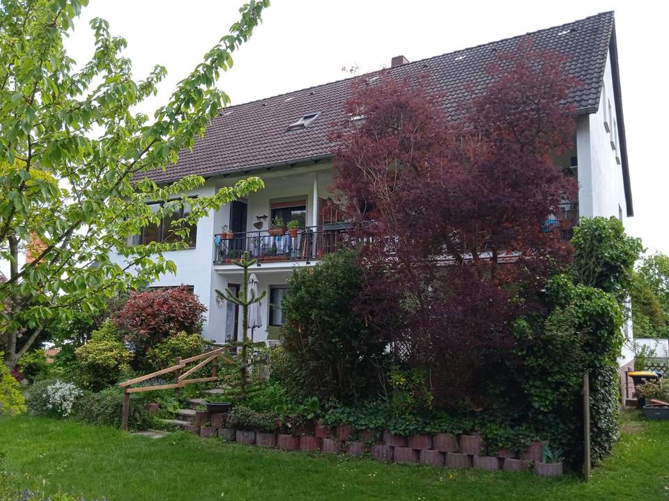 Thumbnail-Ruhige 2 Zimmer Dachgeschoss Wohnung direkt am Benther Berg