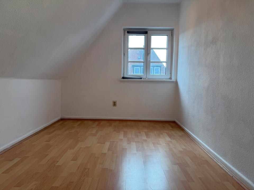 Thumbnail-Dachgeschosswohnung im beliebten Dichterviertel Bad Oeynhausen