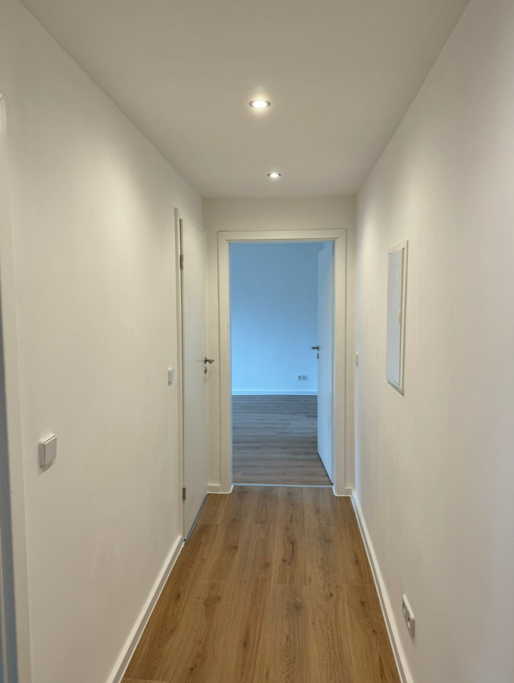 Thumbnail-+++ZENTRALER ERSTBEZUG IN SANIERTE 2 ZIMMER WOHNUNG+++