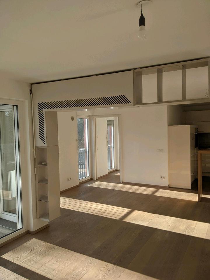 Thumbnail-Moderne, offene, sehr helle 2 Zi-Whg mit Balkon und EBK