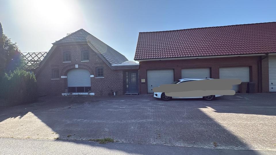 Thumbnail-Vielseitiger Resthof mit 17.000 m² Grundstück