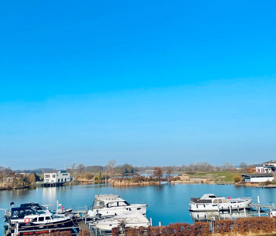 Thumbnail-2,5 Zimmer Mietwohnung mit Seeblick - Marina Bortfeld