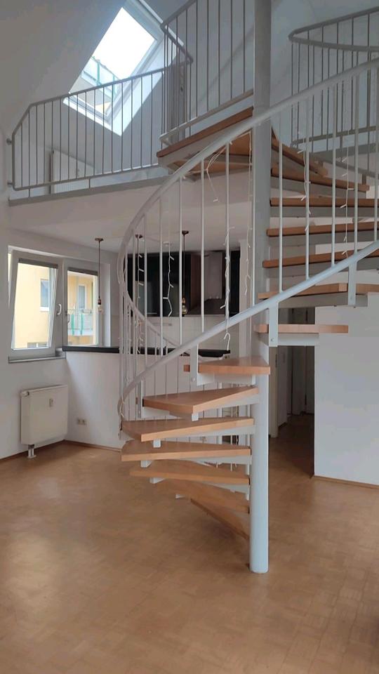 Thumbnail-3-Zimmerwohnung mit Balkonen in Neu-Isenburg