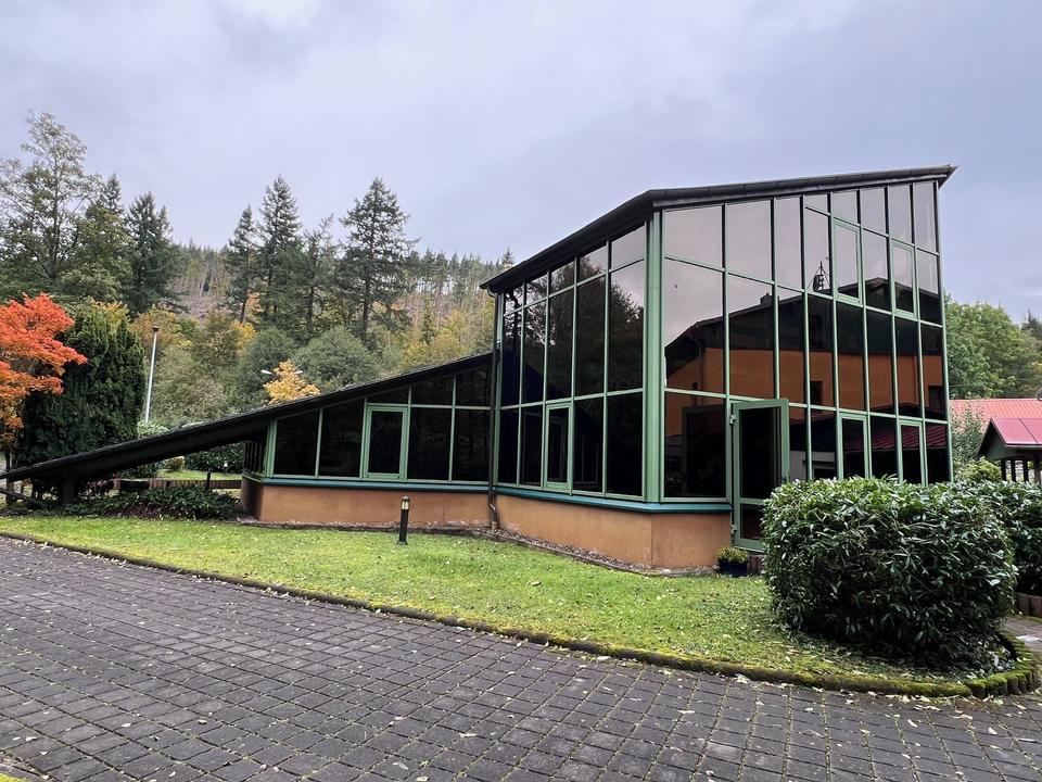 Thumbnail-Büro- Praxis- Gewerbegebäude in Ilmenau