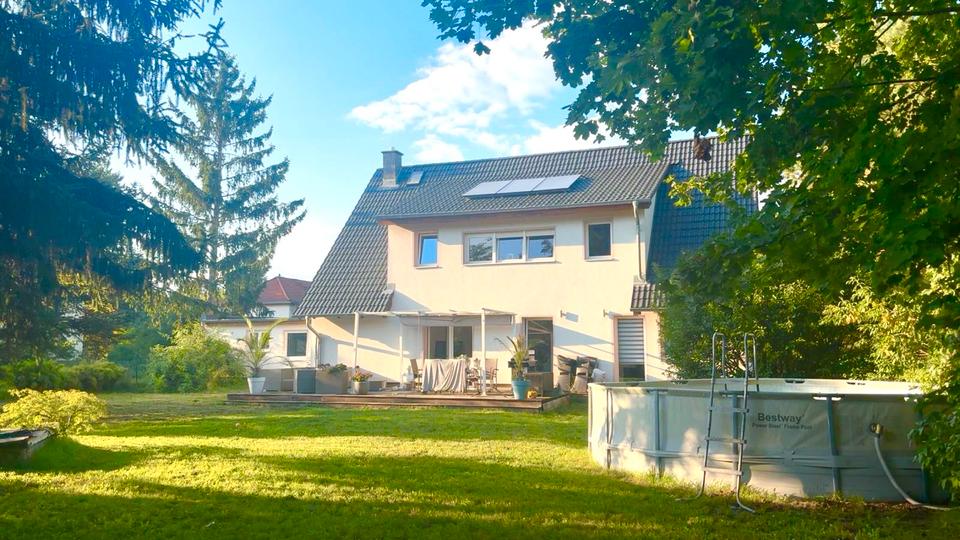 Thumbnail-Großes Haus mit 1200 qm Grundstück