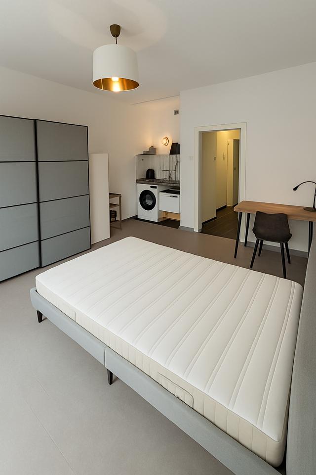 Thumbnail-Möblierte 1-Zimmer Wohnung mit Balkon | Nähe Uni Hannover