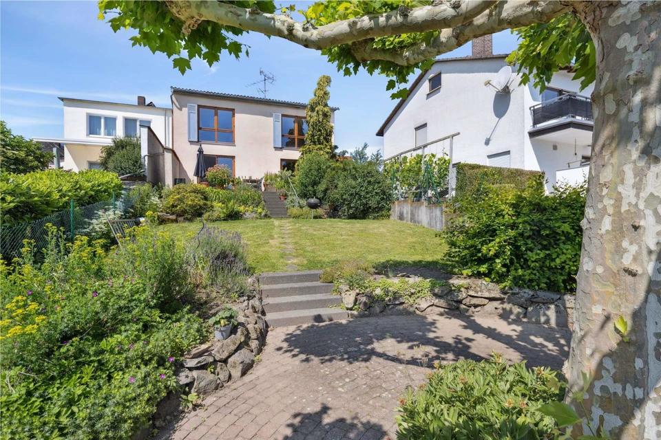 Thumbnail-Einfamilienhaus mit großem Garten in Pohlheim zu vermieten!
