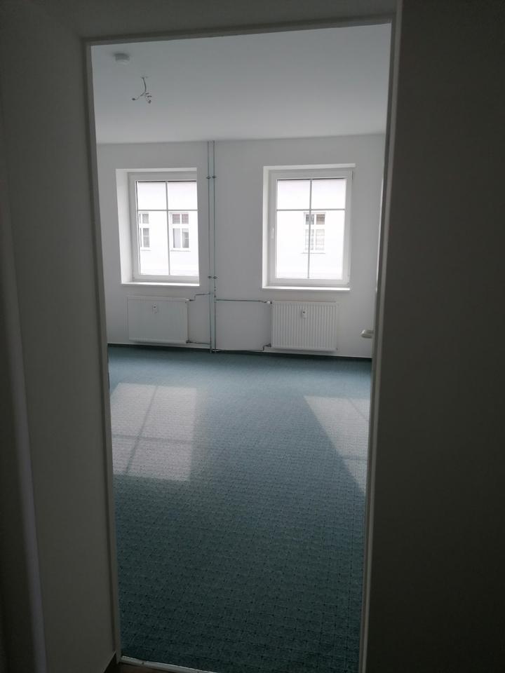 Thumbnail-2-Raumwohnung mit Balkon und EBK in Bahnhofsnähe