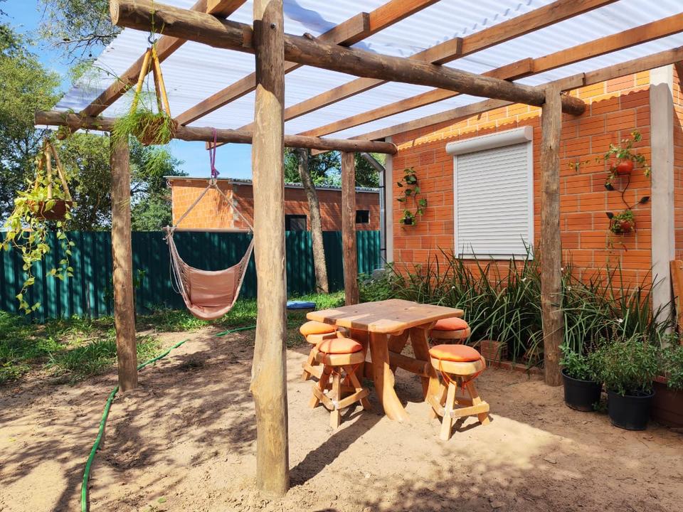 Thumbnail-kleines Haus mit Gründstück in Paraguay