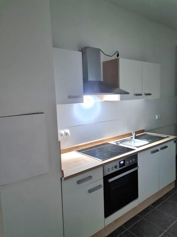 Thumbnail-3-Zimmer-Wohnung mit Wintergarten in Leipzig-Neulindena