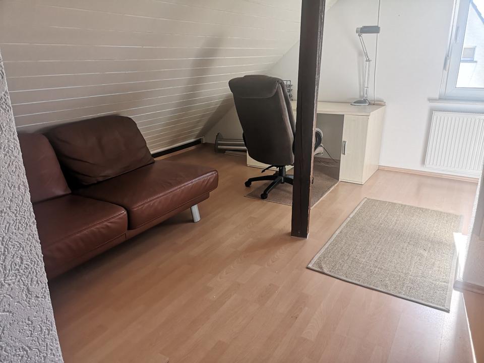 Thumbnail-Dachgeschosswohnung möbliert